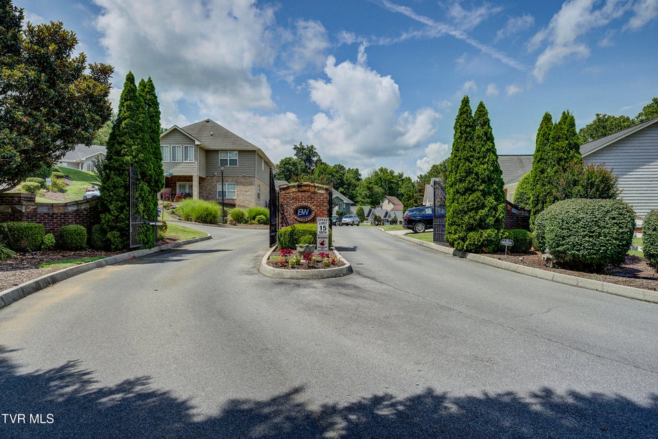 Photo #5: 28 Bridgewater Court