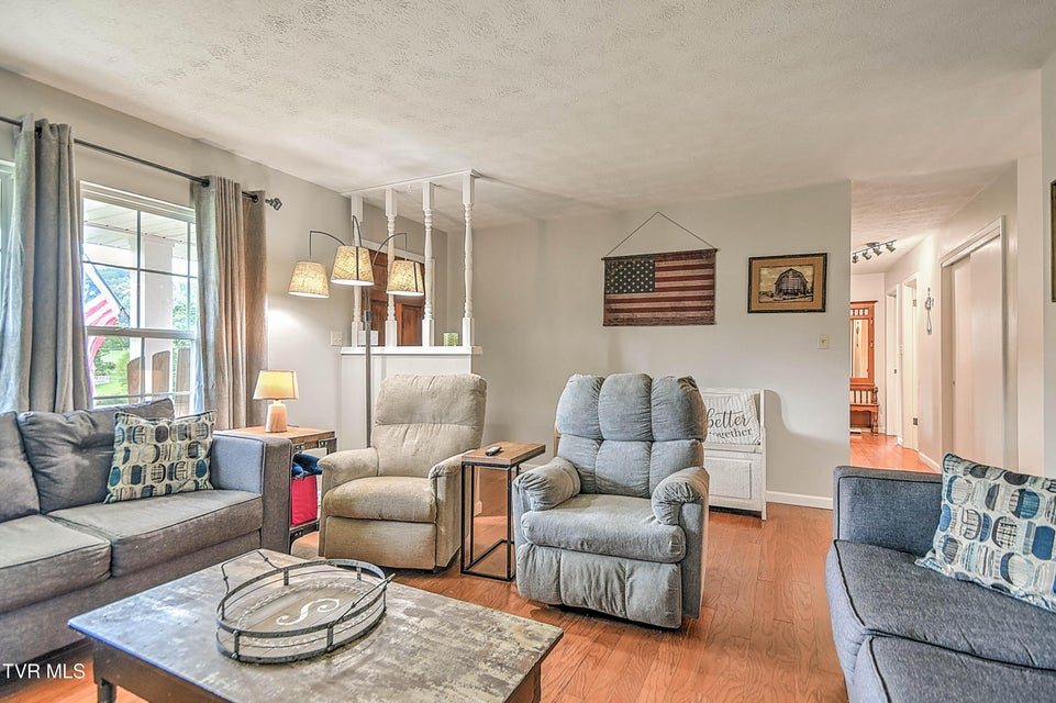 Photo #9: 182 Nightingale Drive