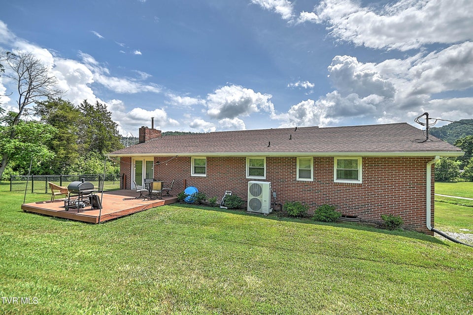 Photo #53: 182 Nightingale Drive