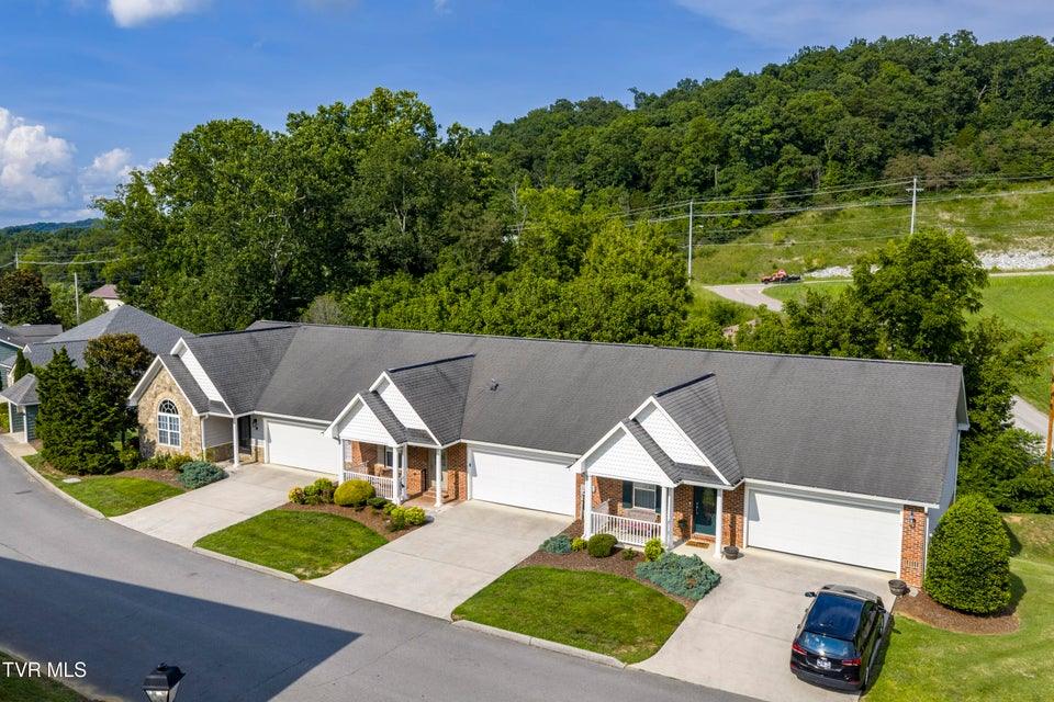 Photo #57: 28 Bridgewater Court
