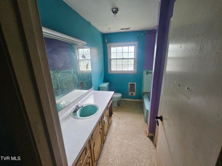 Photo #19: 220 Blue Haven Drive