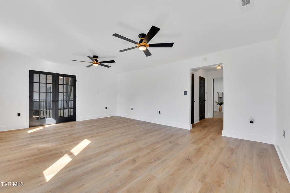Photo #34: 120 Brookfield Drive