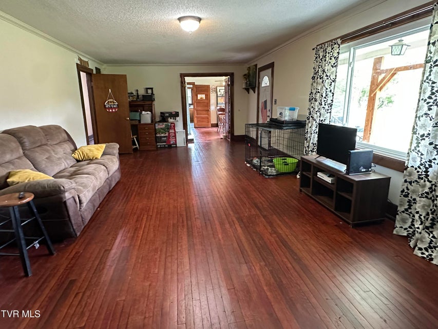 Photo #4: 508 Summit Drive