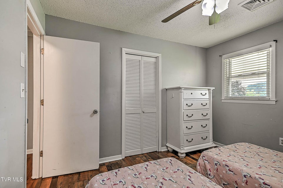 Photo #19: 10187 Oakwinds Circle