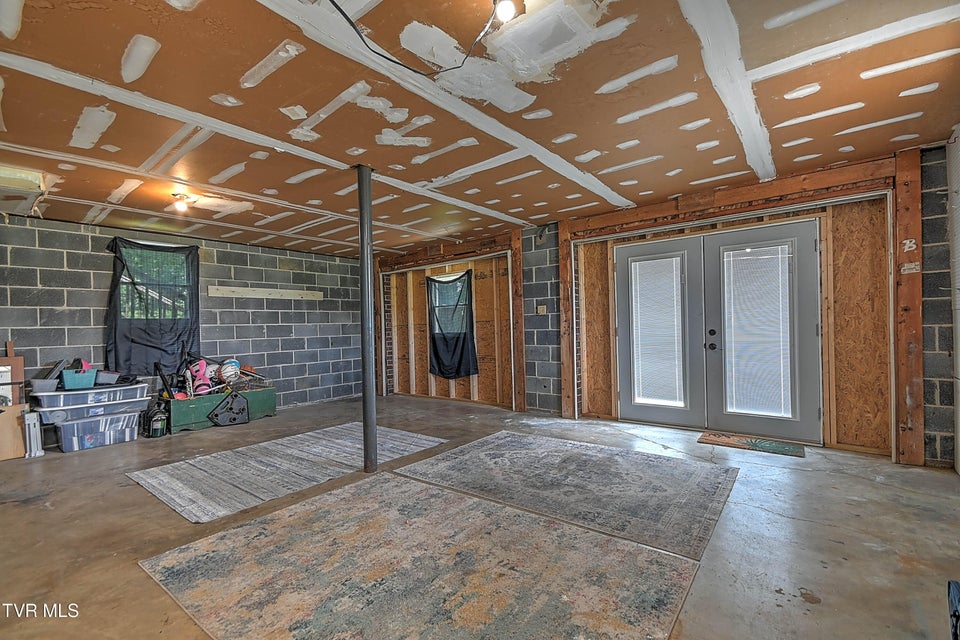Photo #47: 10187 Oakwinds Circle