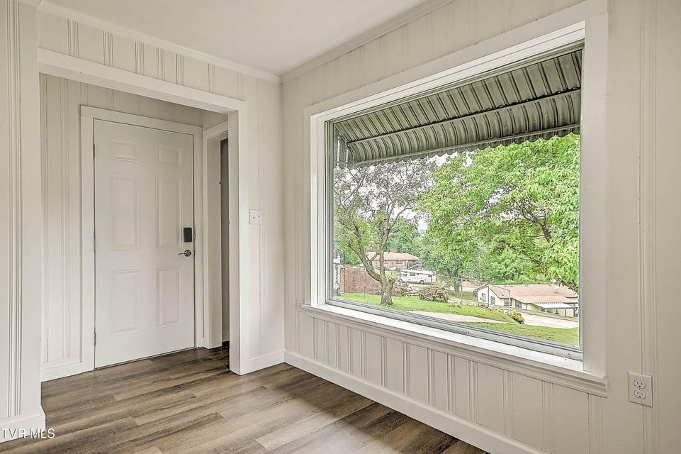 Photo #6: 2571 Lafayette Circle