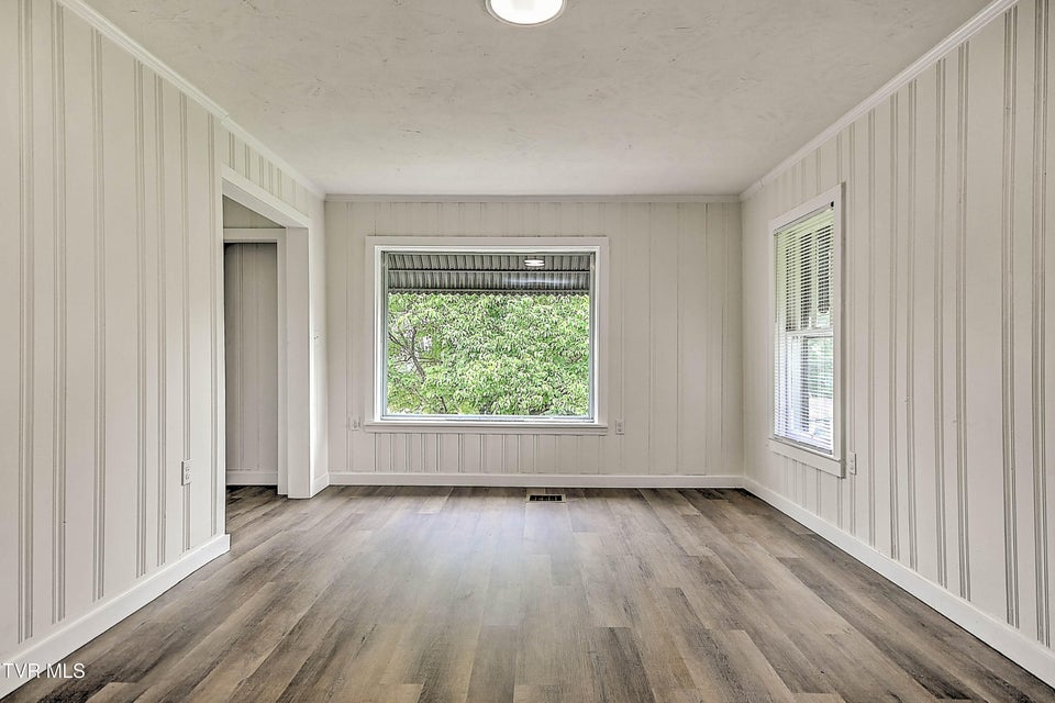 Photo #10: 2571 Lafayette Circle