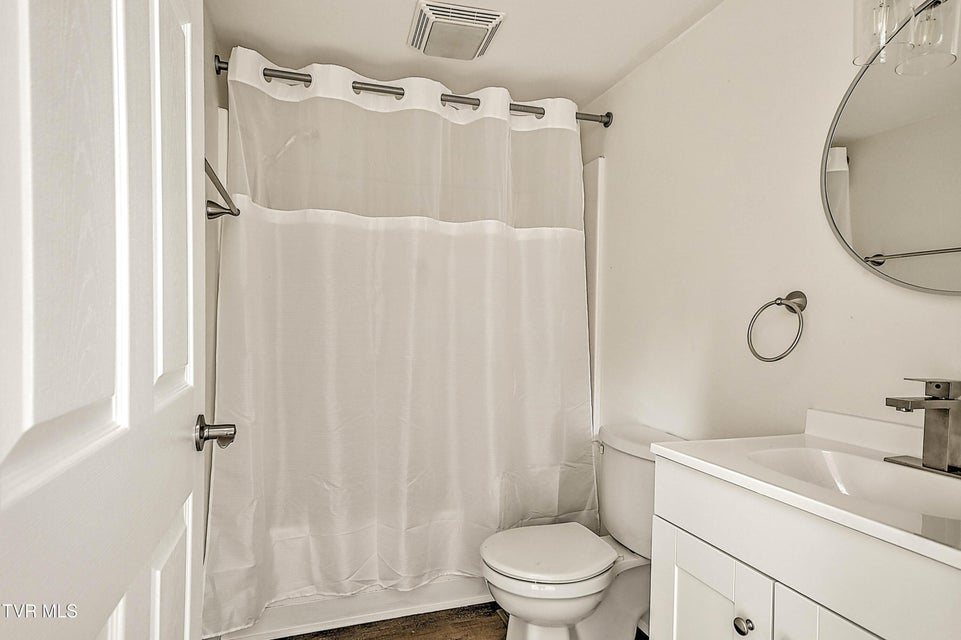 Photo #15: 2571 Lafayette Circle