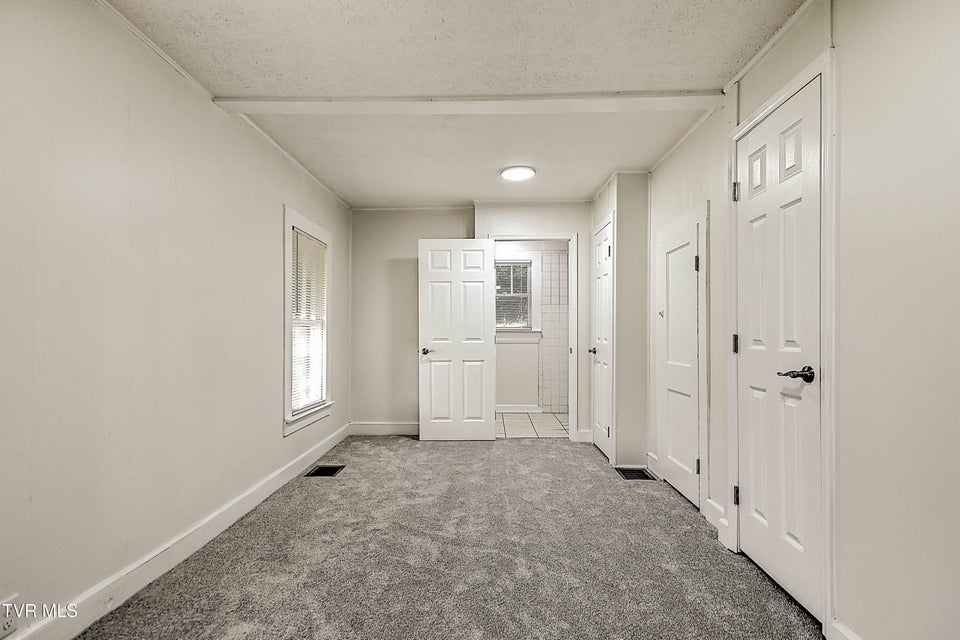 Photo #32: 2571 Lafayette Circle