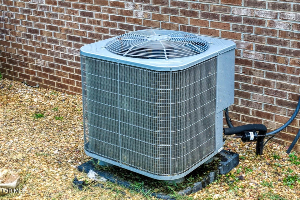 Photo #11: 293 Lee Valley Road