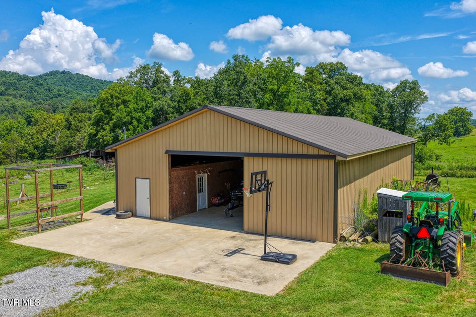 Photo #35: 293 Lee Valley Road