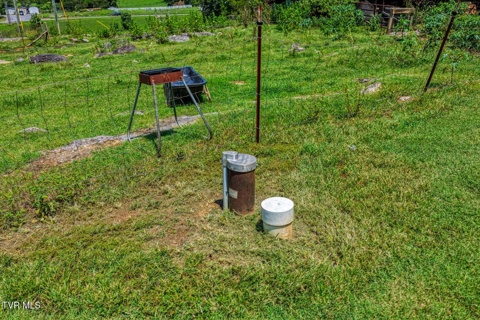 Photo #40: 293 Lee Valley Road