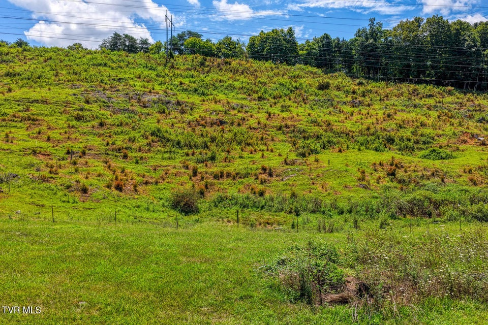 Photo #53: 293 Lee Valley Road