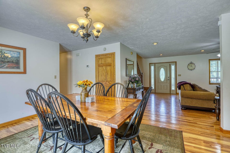 Photo #74: 293 Lee Valley Road