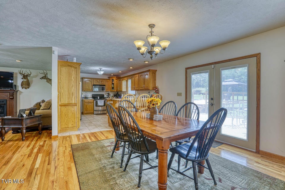 Photo #76: 293 Lee Valley Road