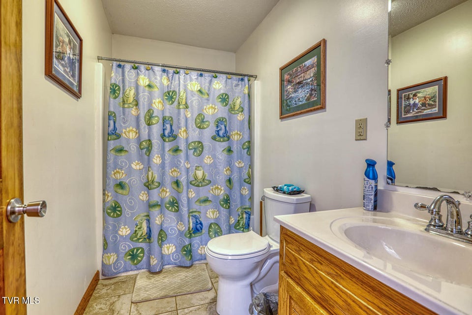 Photo #82: 293 Lee Valley Road