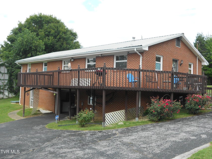 Photo #3: 1309 Skyline Drive