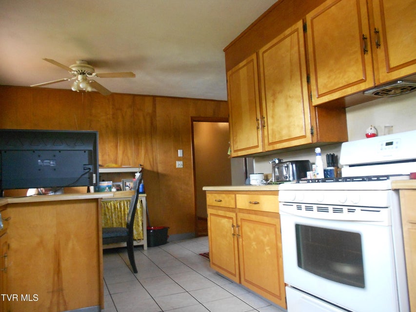 Photo #8: 1309 Skyline Drive