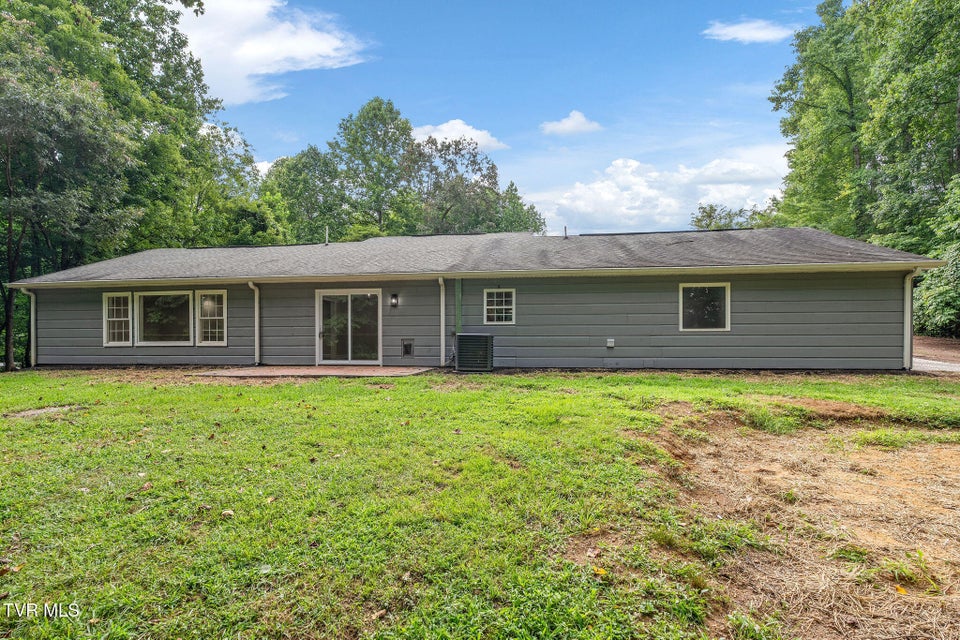 Photo #31: 1523 Whispering Pines Road