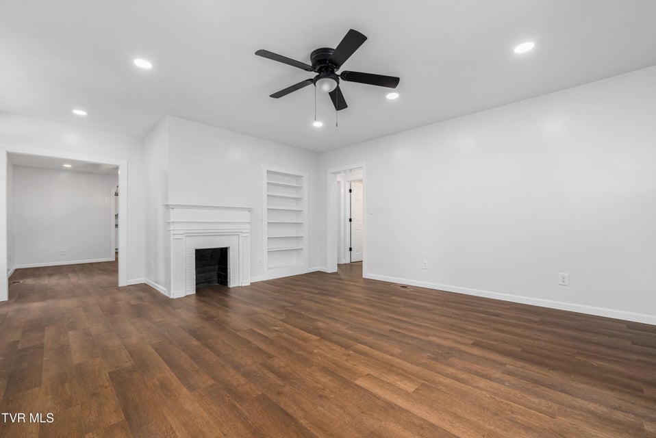 Photo #20: 1007 Spring Street