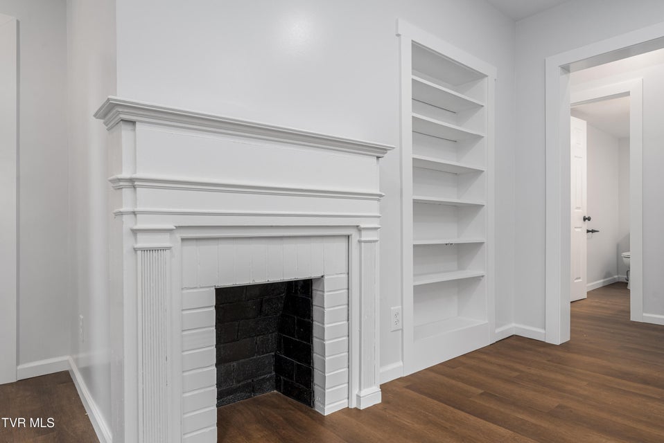 Photo #23: 1007 Spring Street