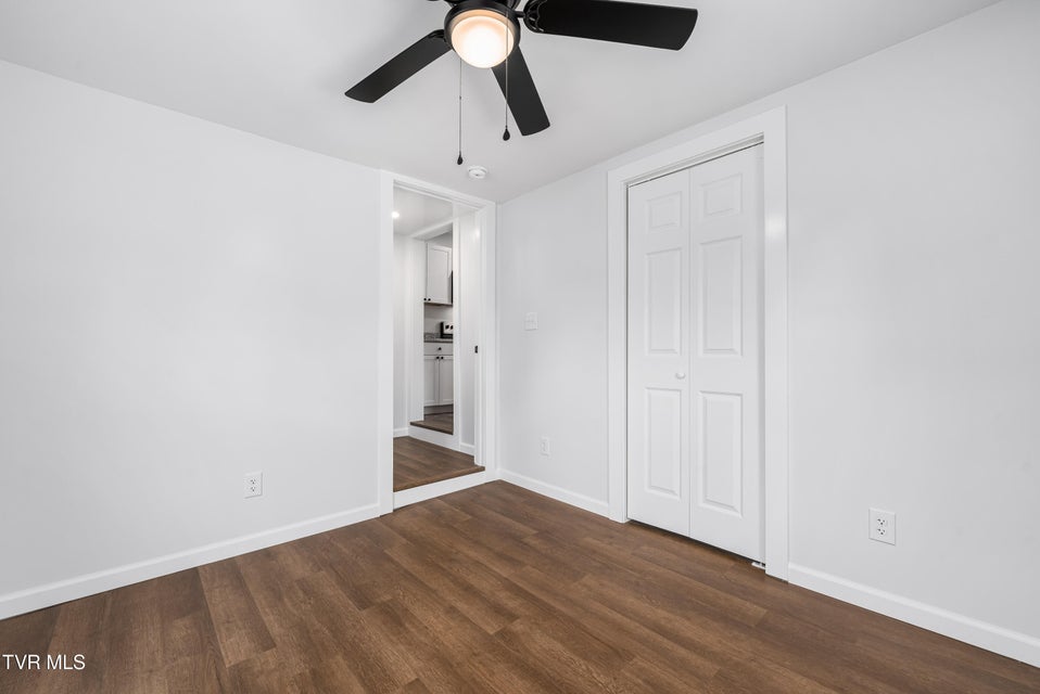 Photo #37: 1007 Spring Street