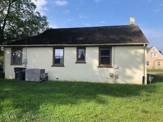 Photo #7: 1350 Pine Street