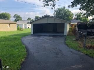 Photo #9: 1350 Pine Street