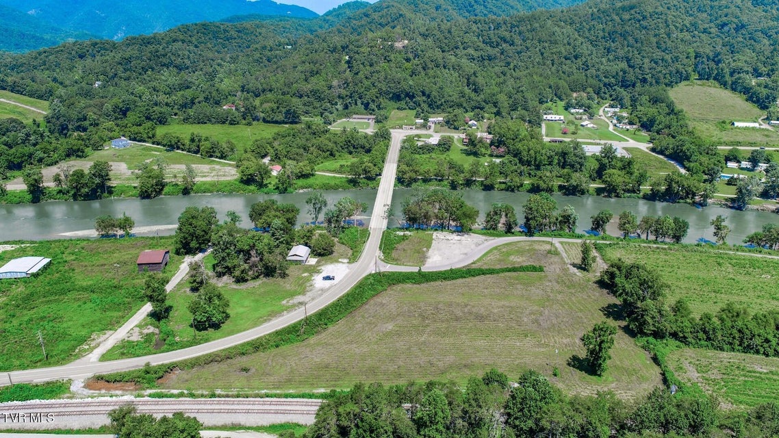 Photo #6: 151 Hwy 107 