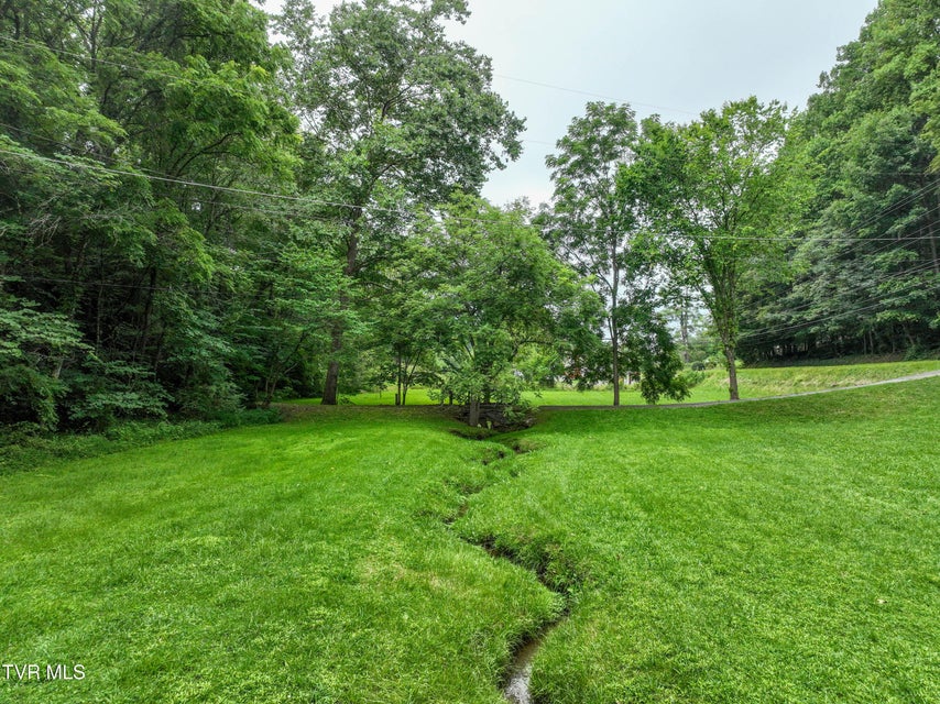 Photo #51: 2933 Cherokee Road