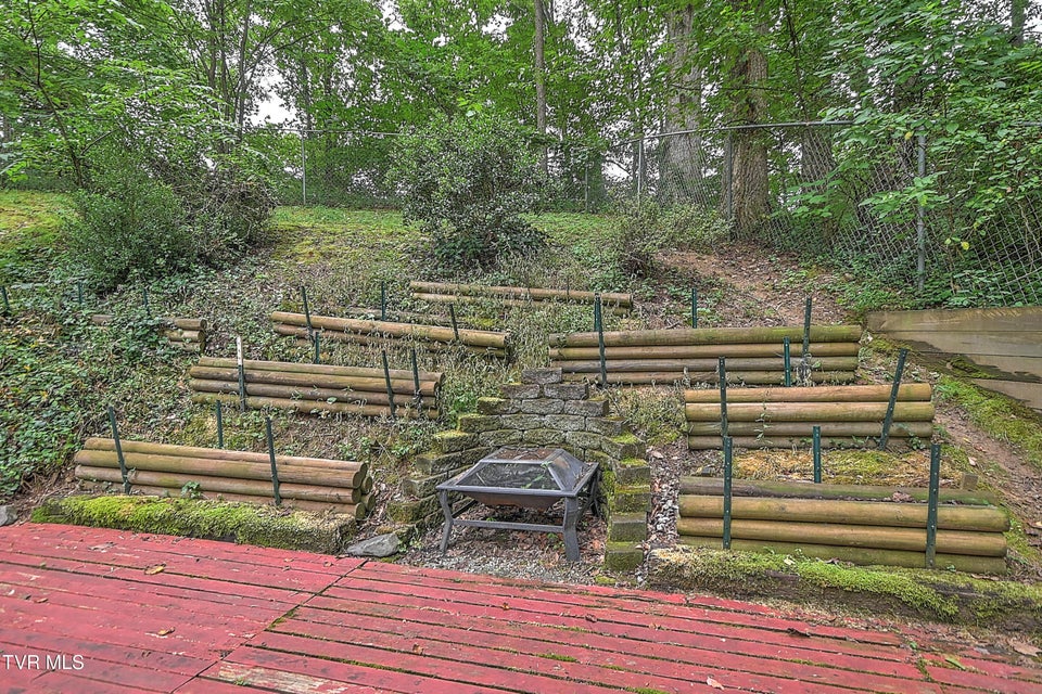 Photo #46: 2933 Cherokee Road