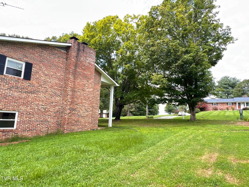 Photo #78: 90 Veldt Lane