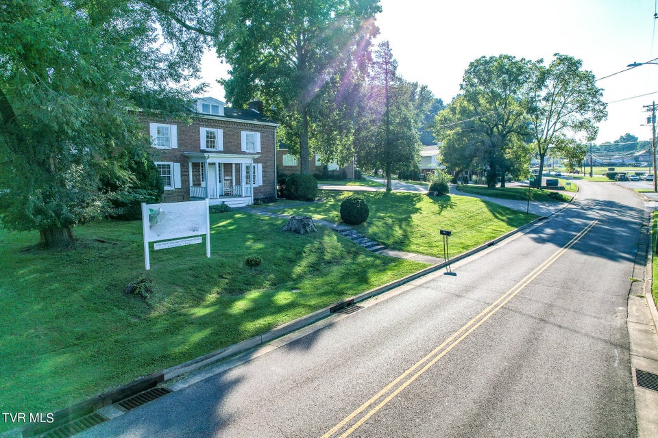 Photo #12: 1606 Hannah Street