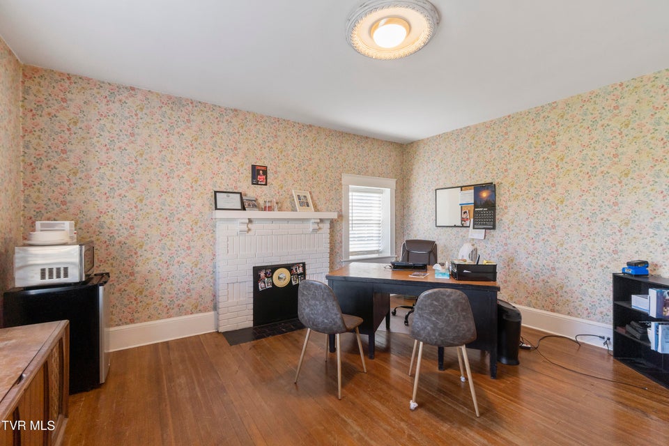 Photo #37: 1606 Hannah Street