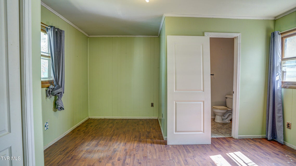 Photo #13: 4743 Greenwood Drive