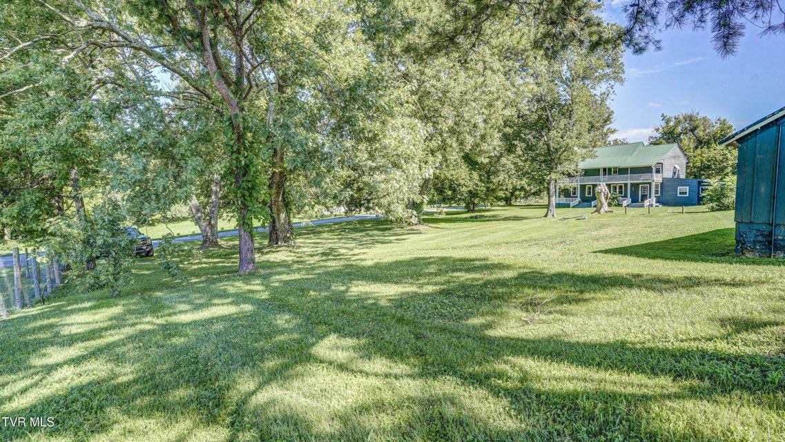 Photo #61: 4743 Greenwood Drive