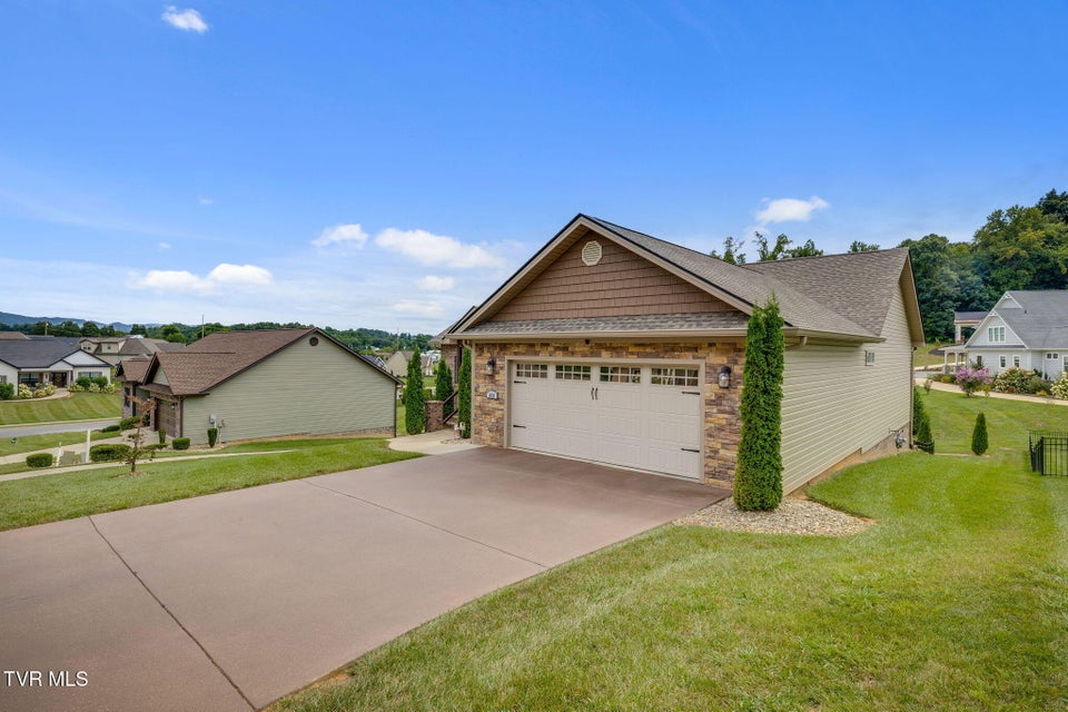 Photo #3: 878 Vines Farm Lane