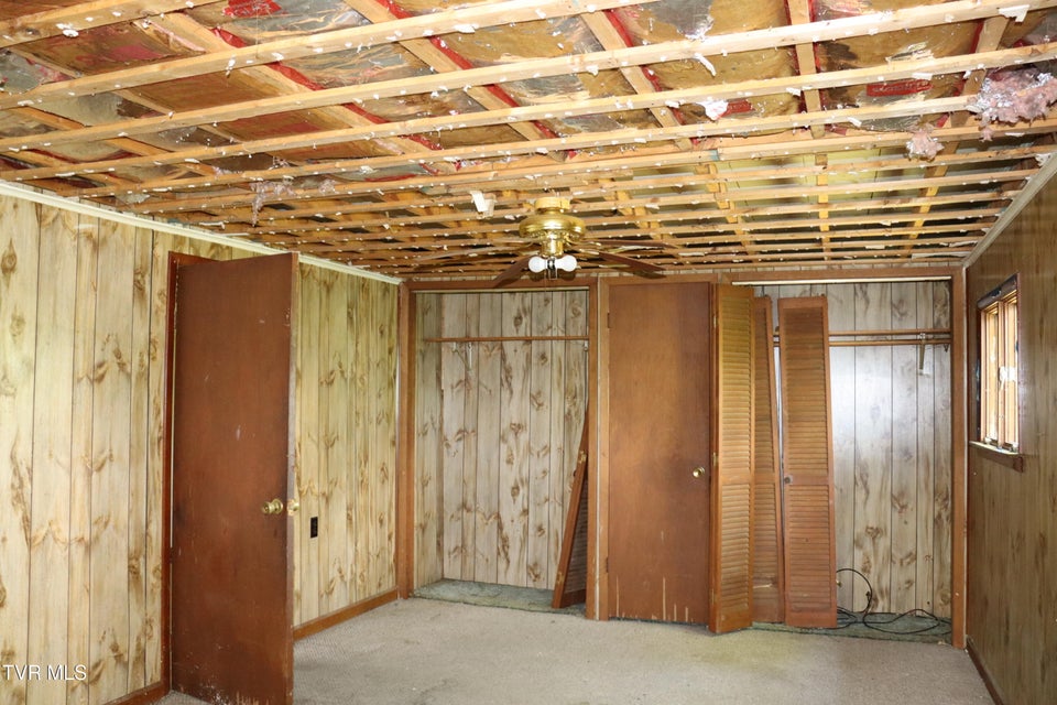 Photo #19: 406 Prospect Avenue