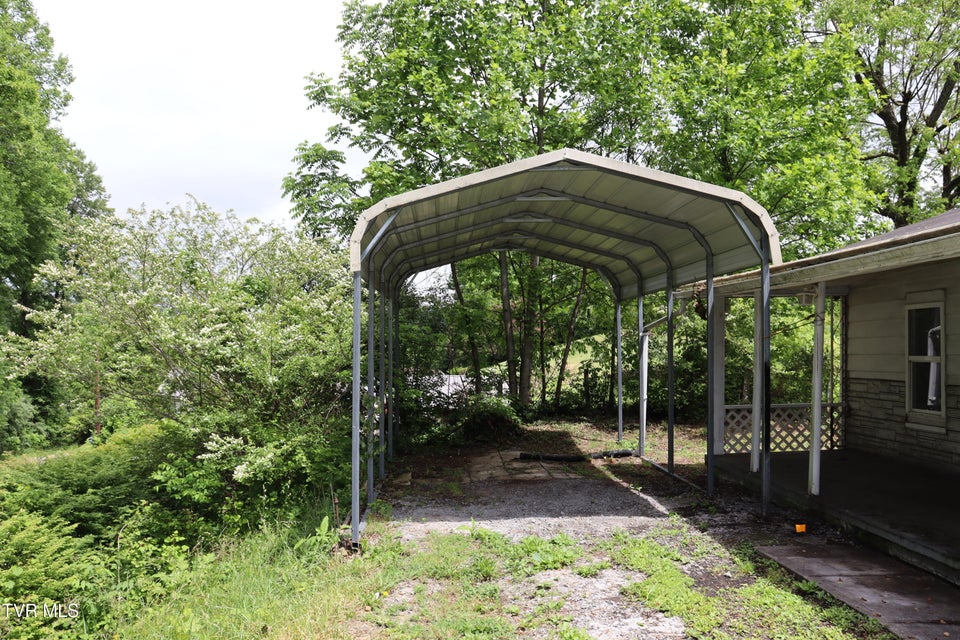 Photo #5: 406 Prospect Avenue