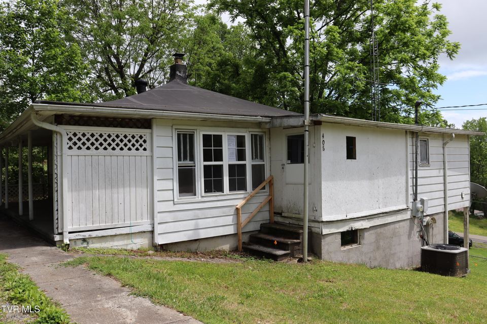 Photo #2: 406 Prospect Avenue