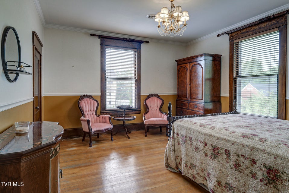 Photo #39: 801 Holston Avenue