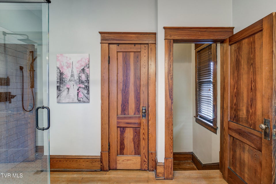Photo #57: 801 Holston Avenue
