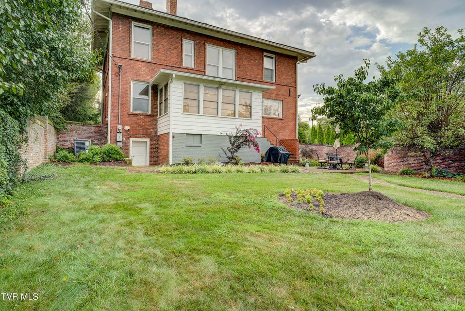 Photo #82: 801 Holston Avenue