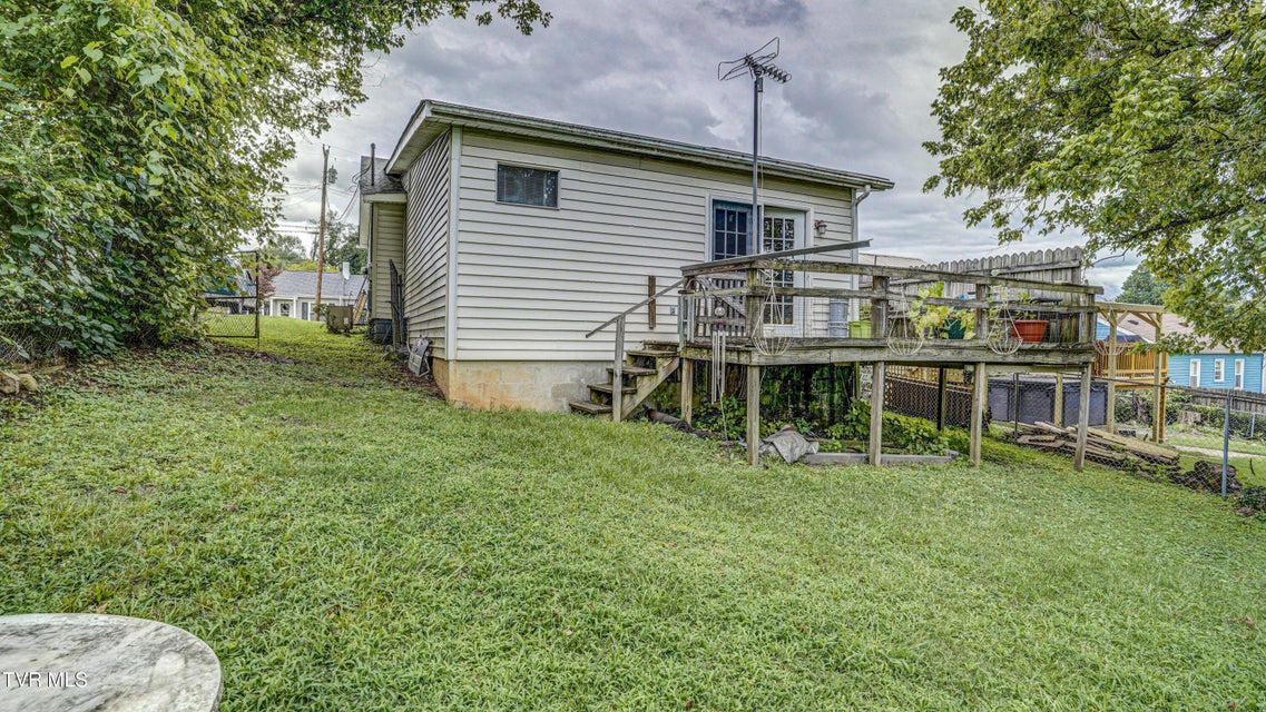 Photo #23: 105 York Drive