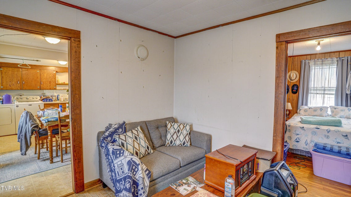 Photo #5: 105 York Drive