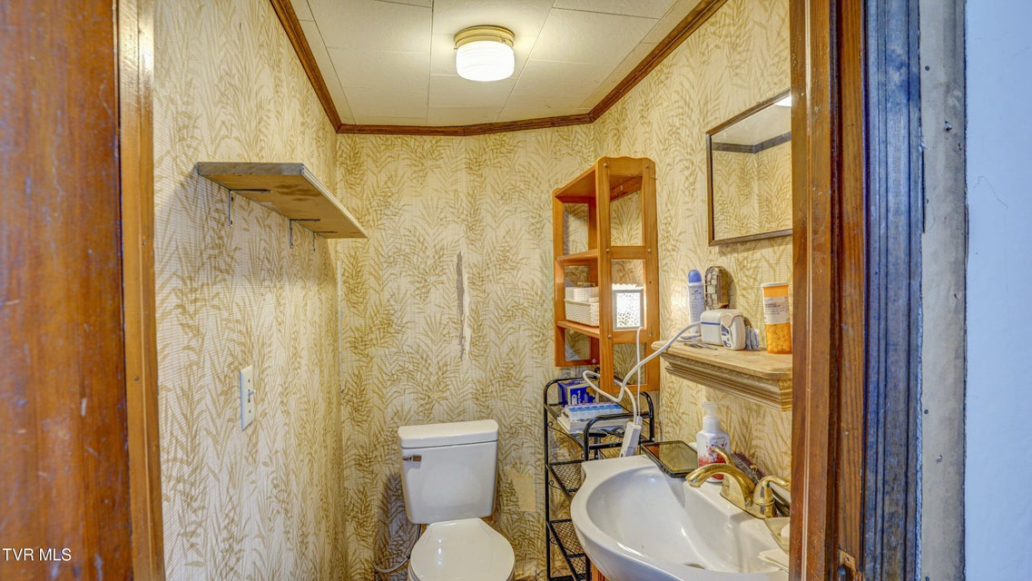 Photo #13: 105 York Drive