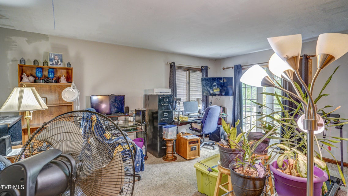Photo #19: 105 York Drive