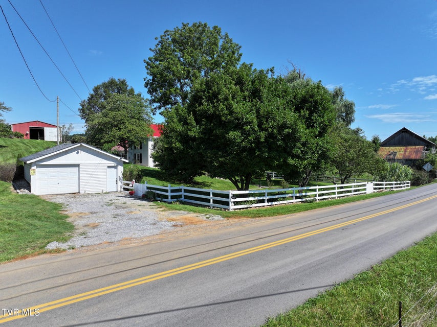 Photo #3: 1005 Old Snapps Ferry Road