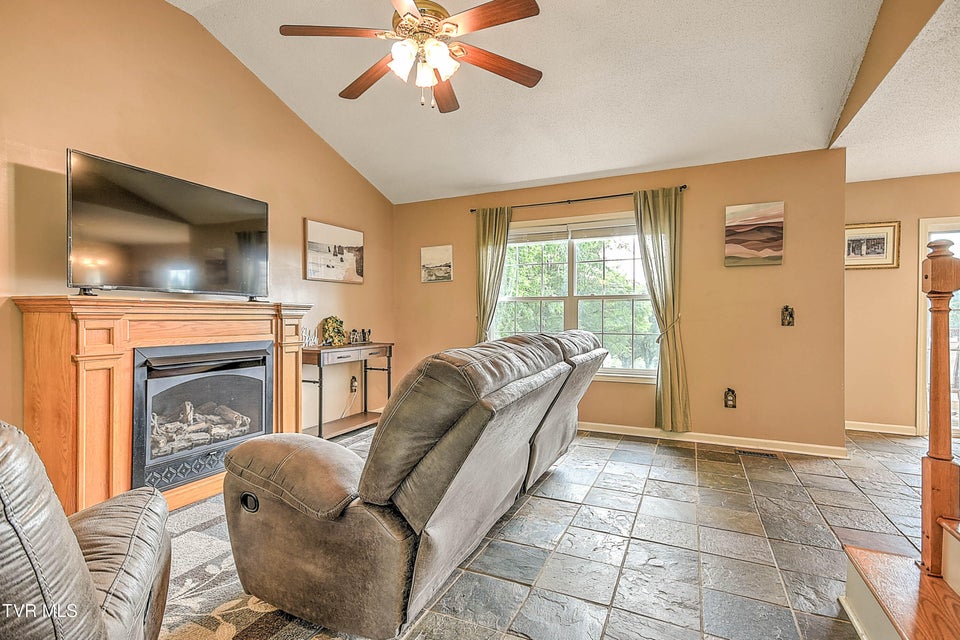 Photo #11: 1017 Barber Road
