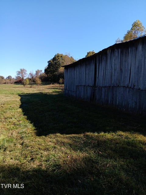 Photo #2: 98 Lake Meadow Drive